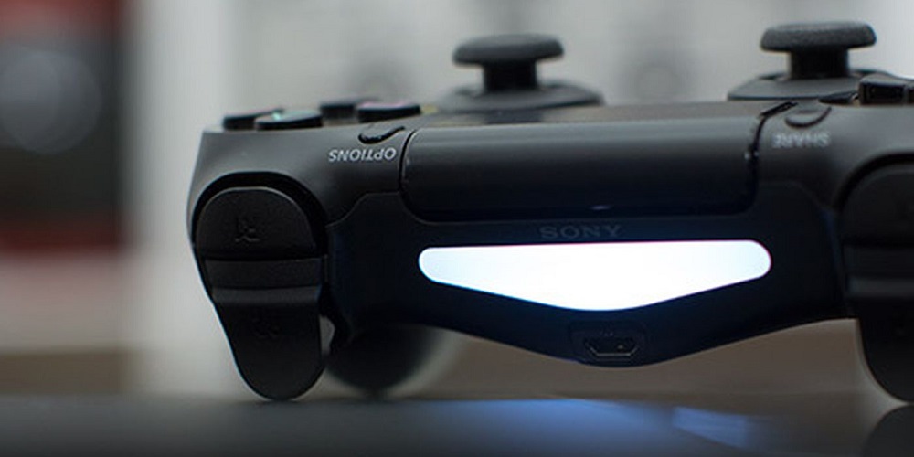 PS4 Controller Flashing White Light